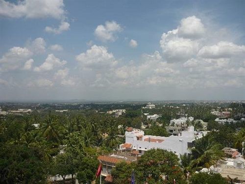 Hotel Paradise - Mysore Dasaprakash Group Zewnętrze zdjęcie